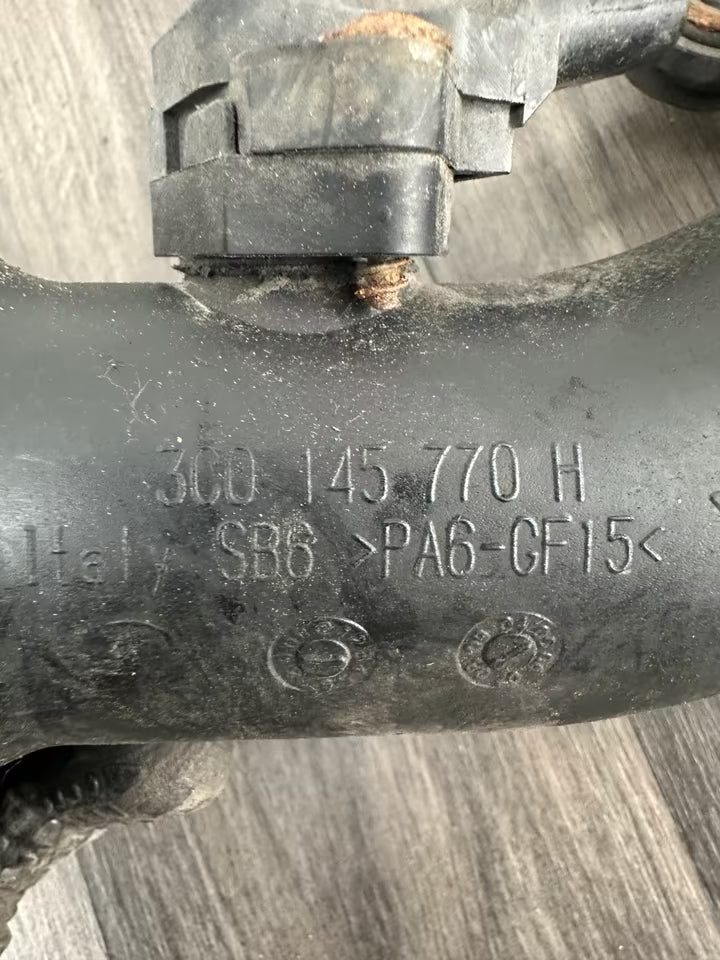 3C0145770H Ladeluftkühlerschlauch VW Passat 3C