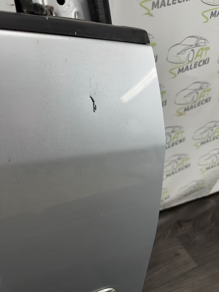 Türe Tür Vorne Rechts Vw Touran 1T 03-15 Bj Farbe LA7W Silber
