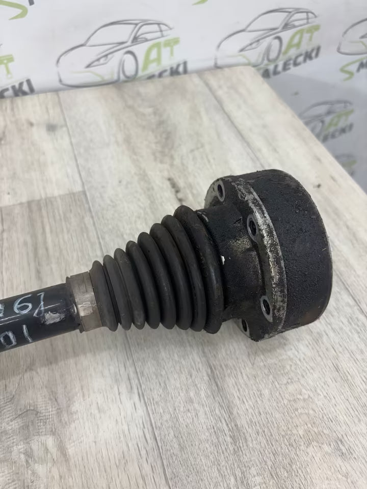 Antriebswelle vorne links Seat Ibiza 6j 1,6 TDI CAY