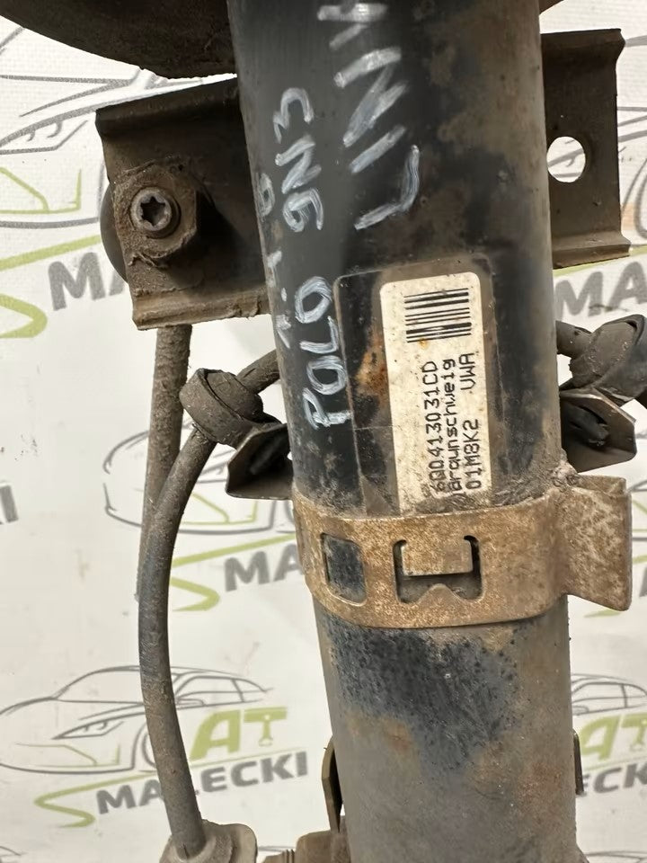 Achsschenkel Radnabe Federbein komplett Vw Polo 9N 9N3 1,4 Benzin