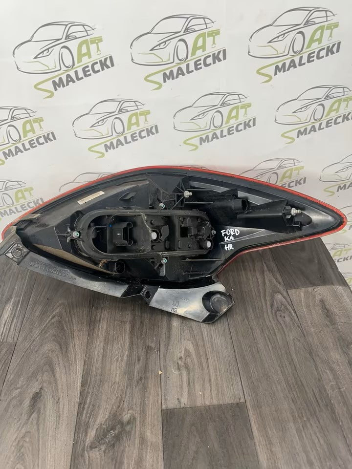 21730202 Rücklicht Heckleuchte Rechts Ford KA Ru8