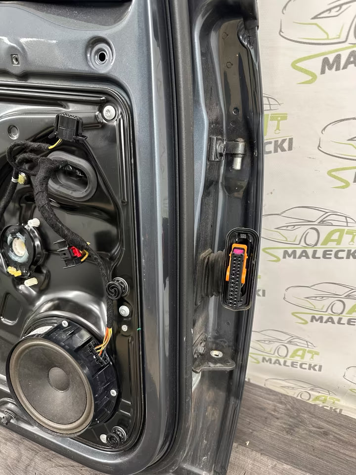 Türe Tür Hinten Links Vw Passat 3AA B7 10-14Bj Farbe LK7X