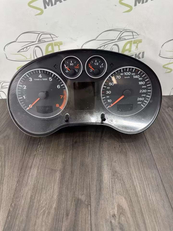 8P0920931B Tacho Kombiinstrument Audi A3 8P Modelle 2.0 FSI