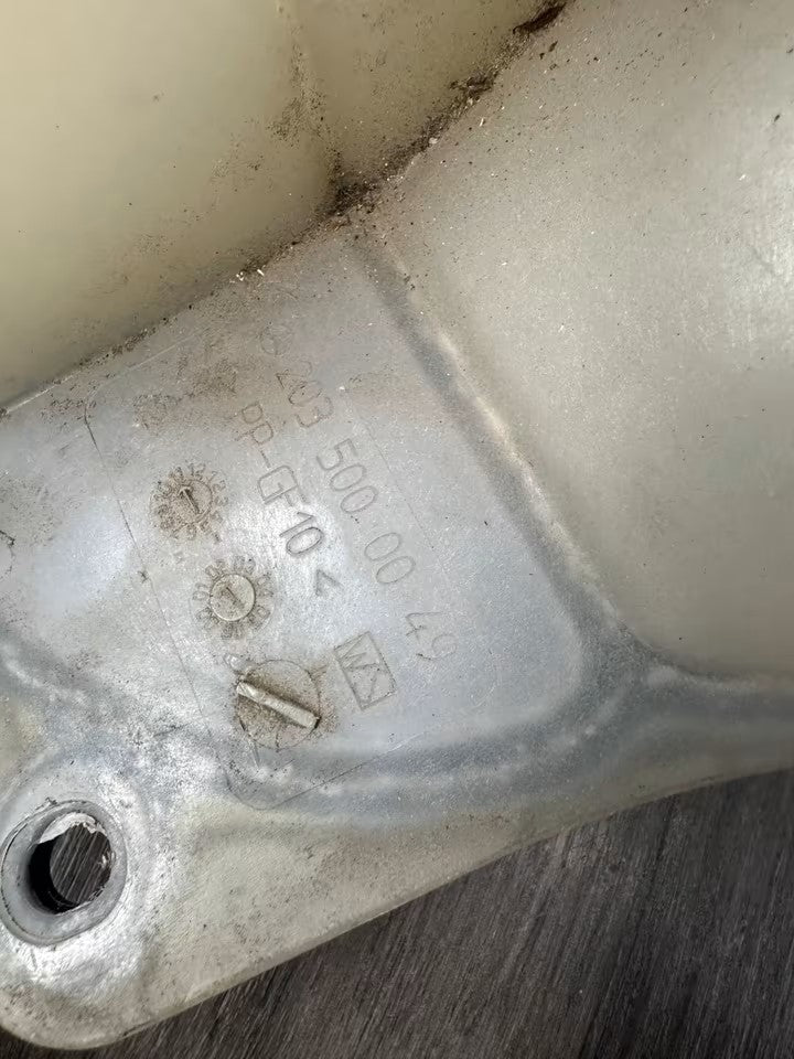 2035000049 Ausgleichsbehälter Kühlwasserbehälter Mercedes W203