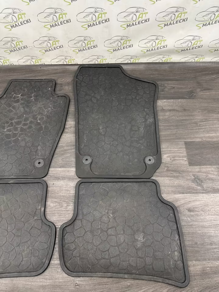 Gummi Fußmatten Set Komplett Seat Ibiza 6J IV Modell 6J0061500
