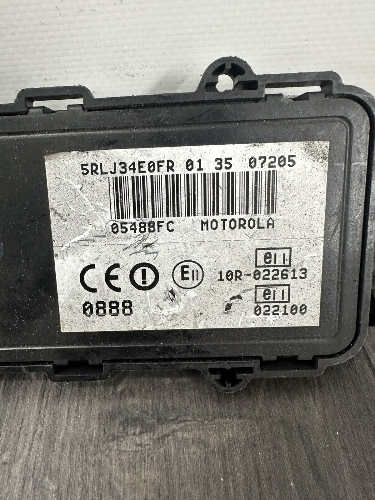 6305638