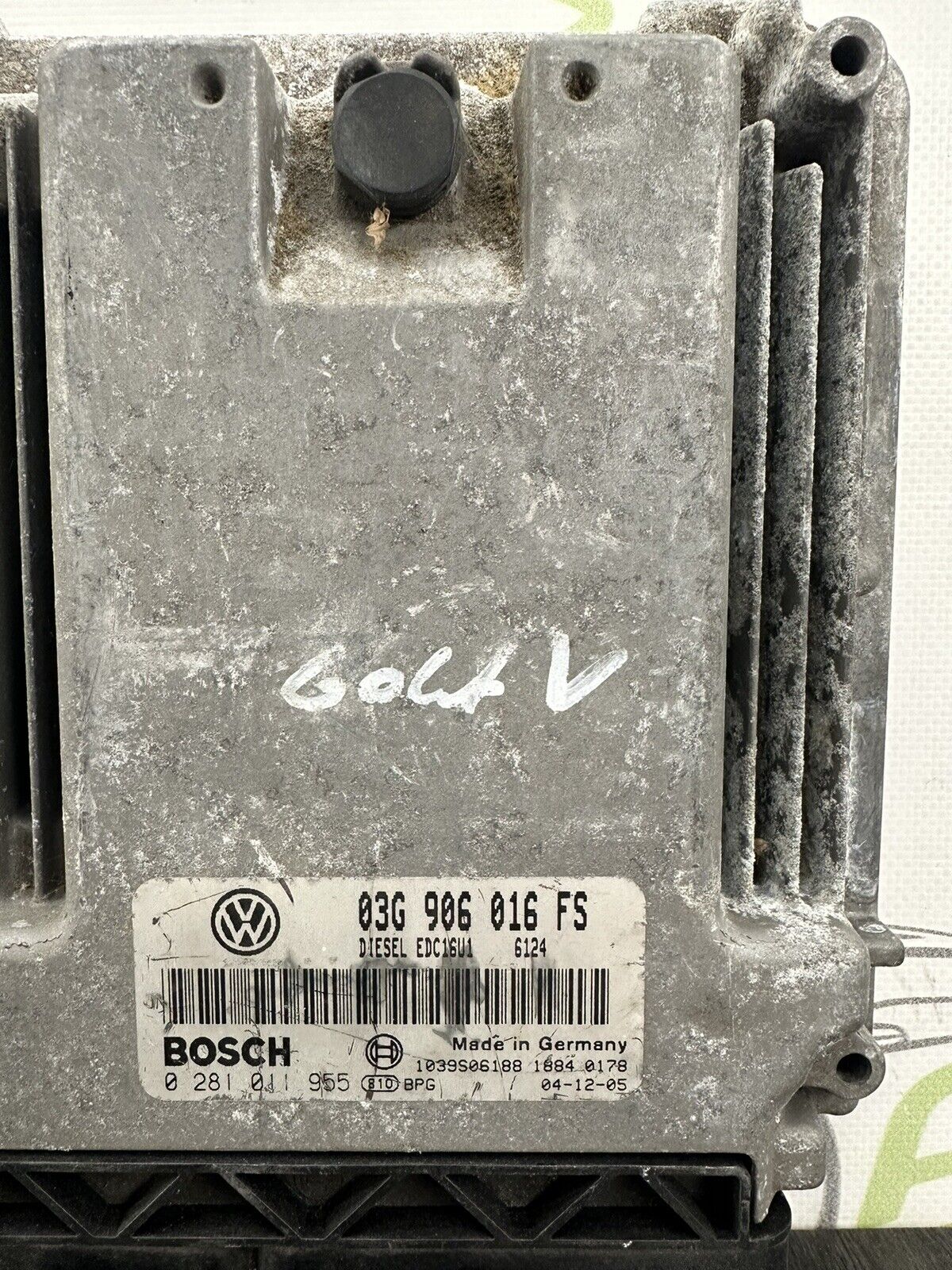 6304140