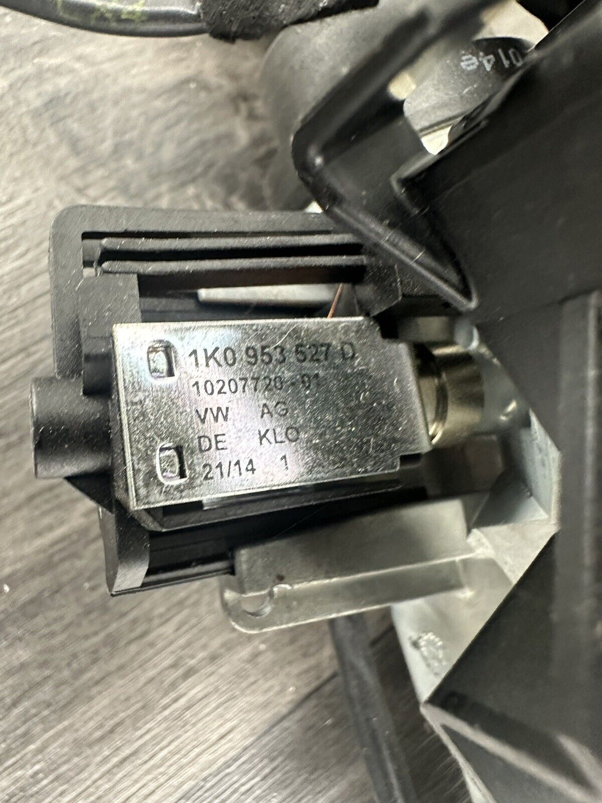 6305450