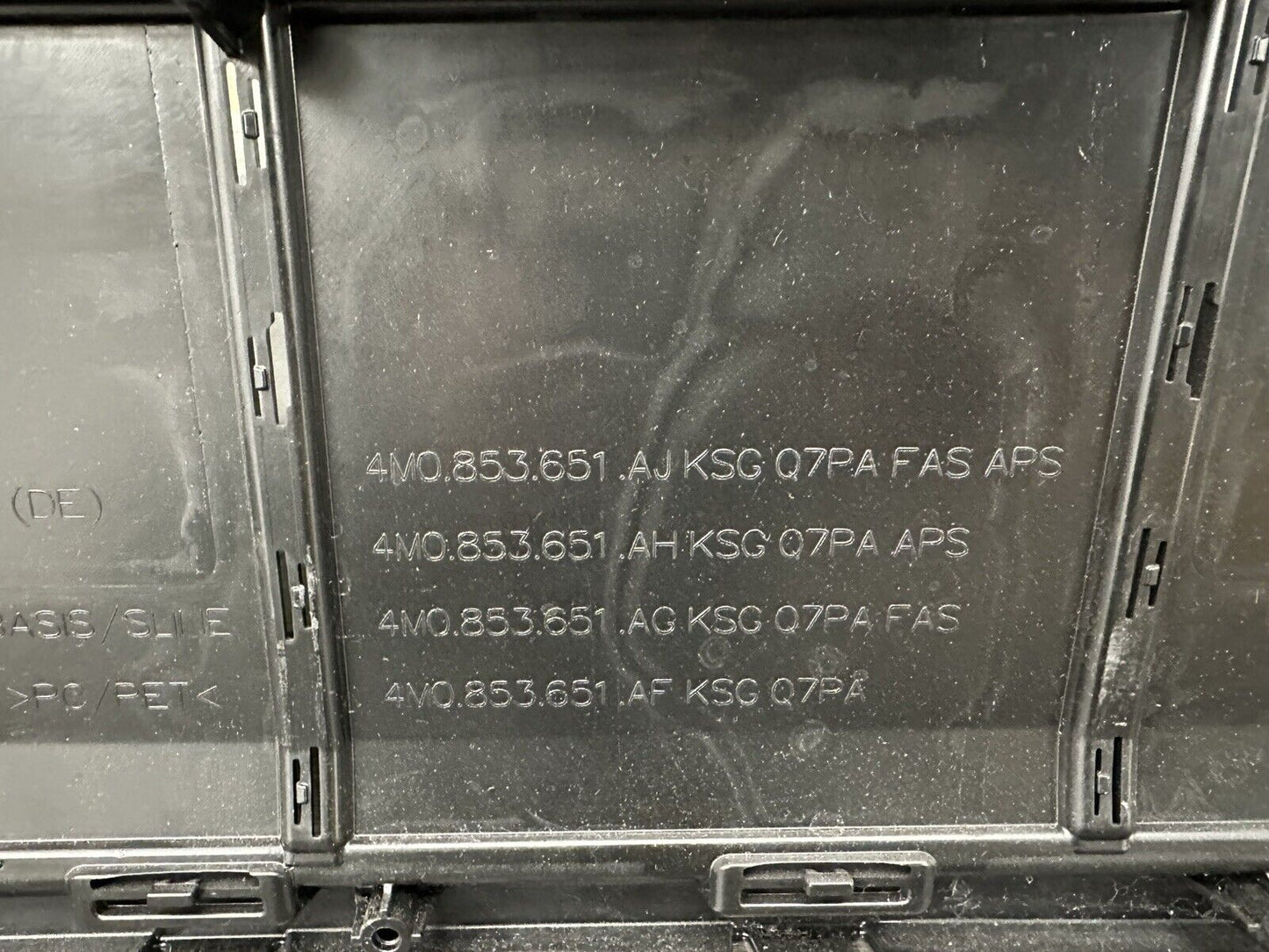 6309318