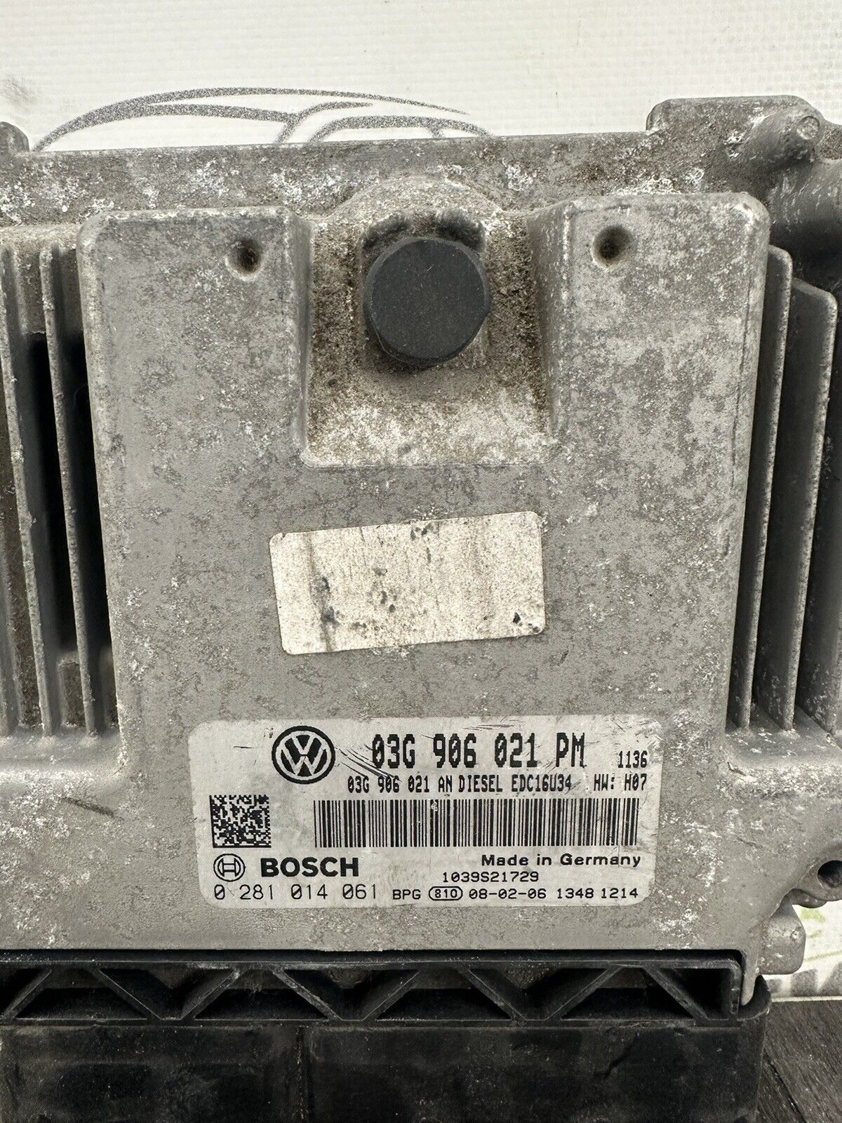 6305428