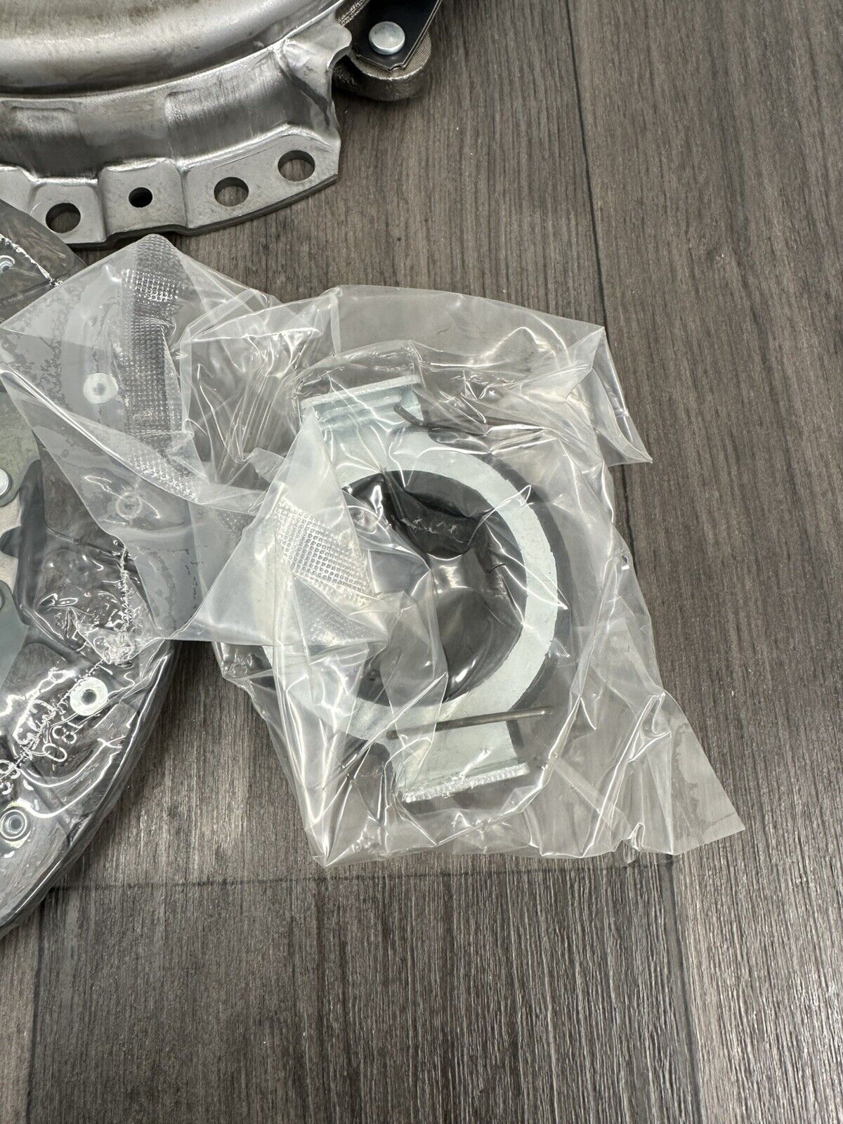 6305733