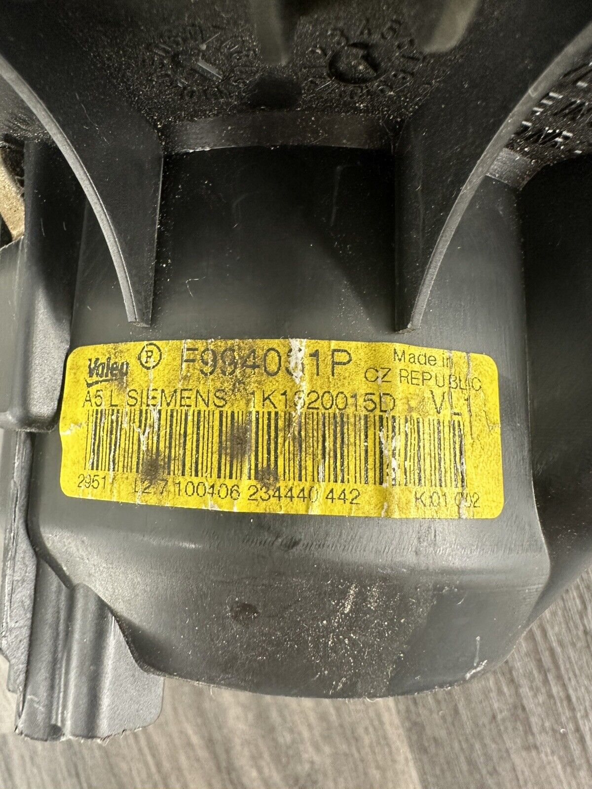 6308506