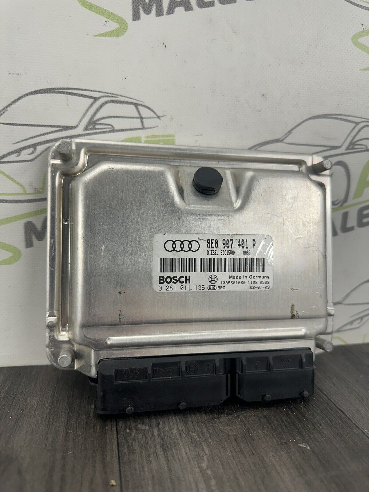 6304891