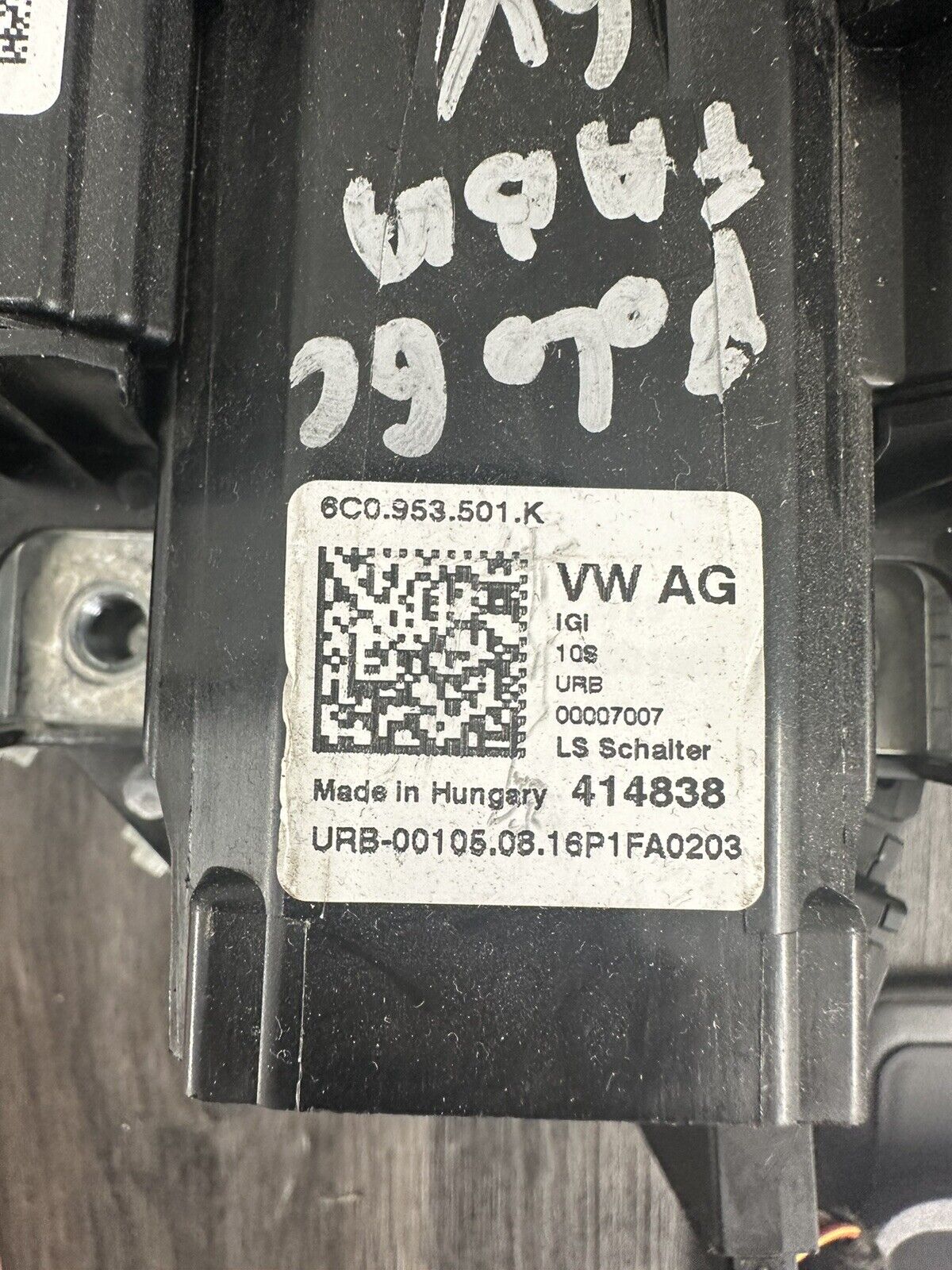 6304925