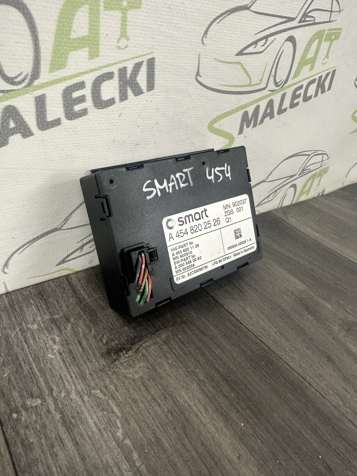 6305576