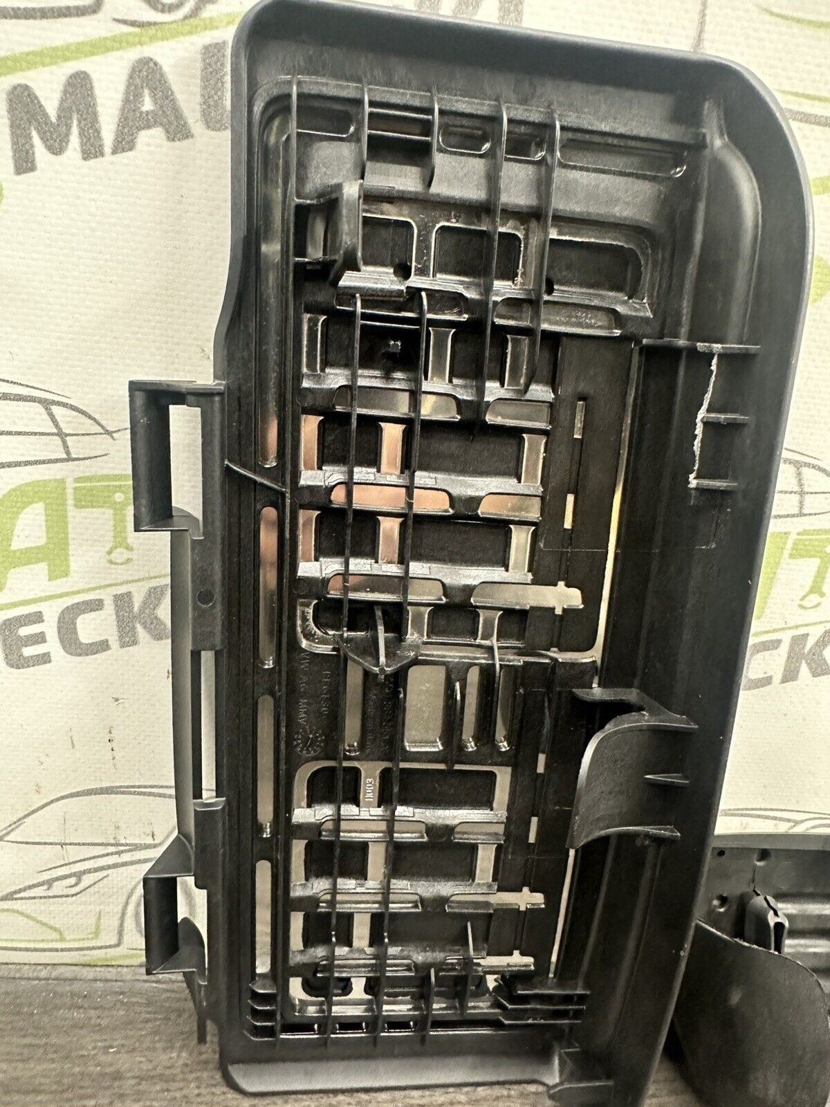6304634