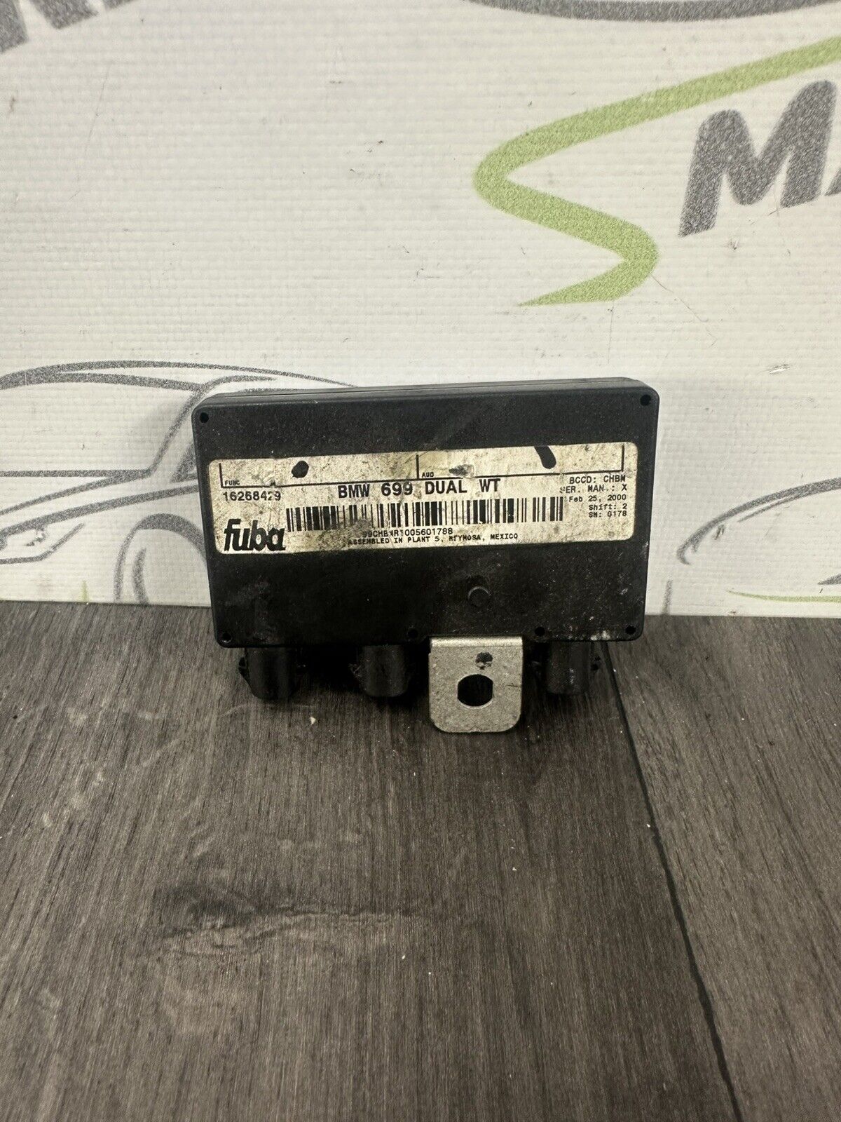 6305739