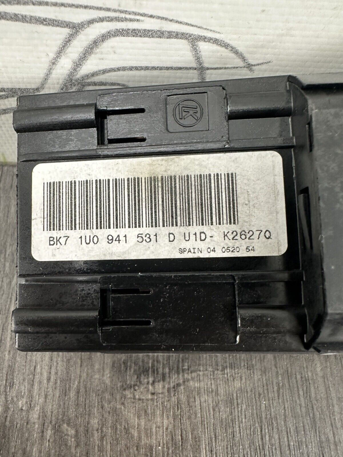 6308909