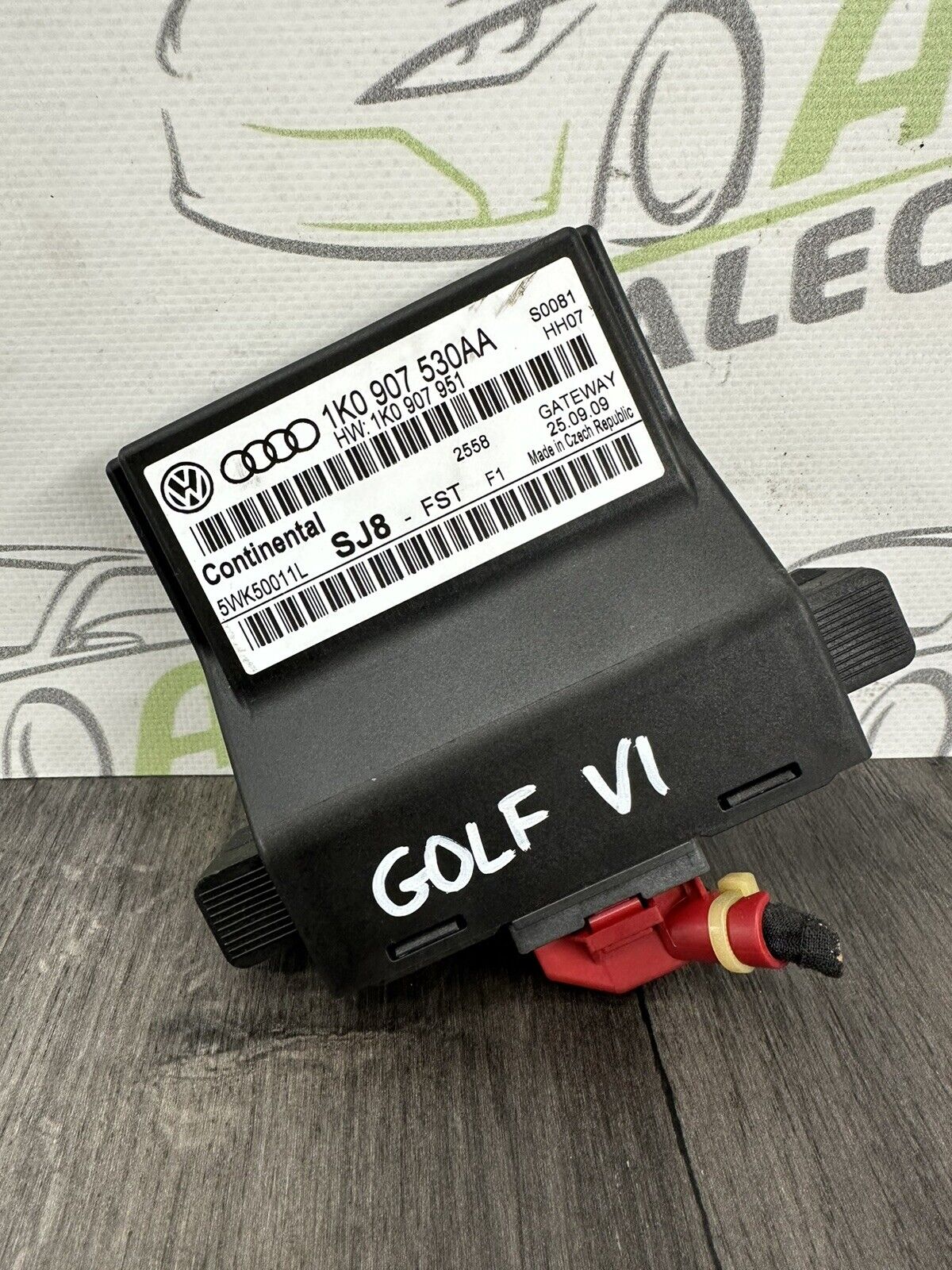 6304776