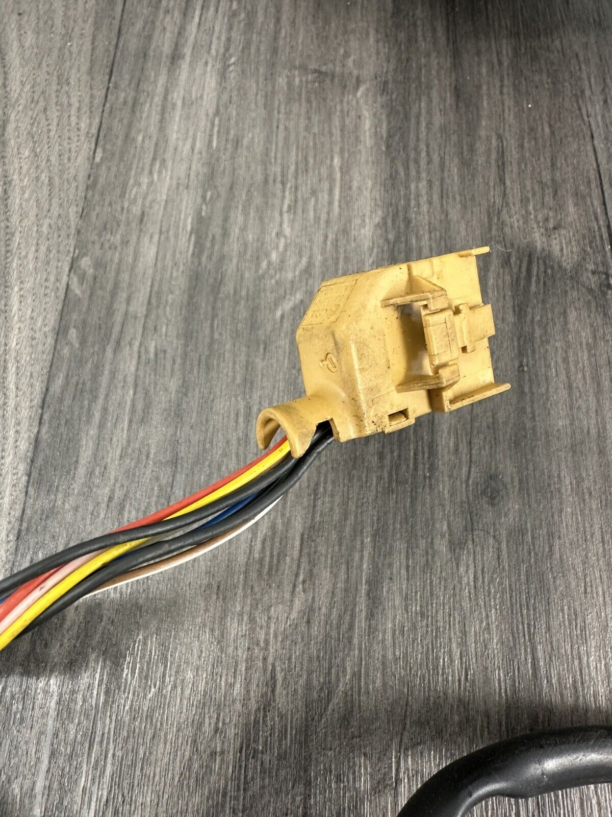 6307625