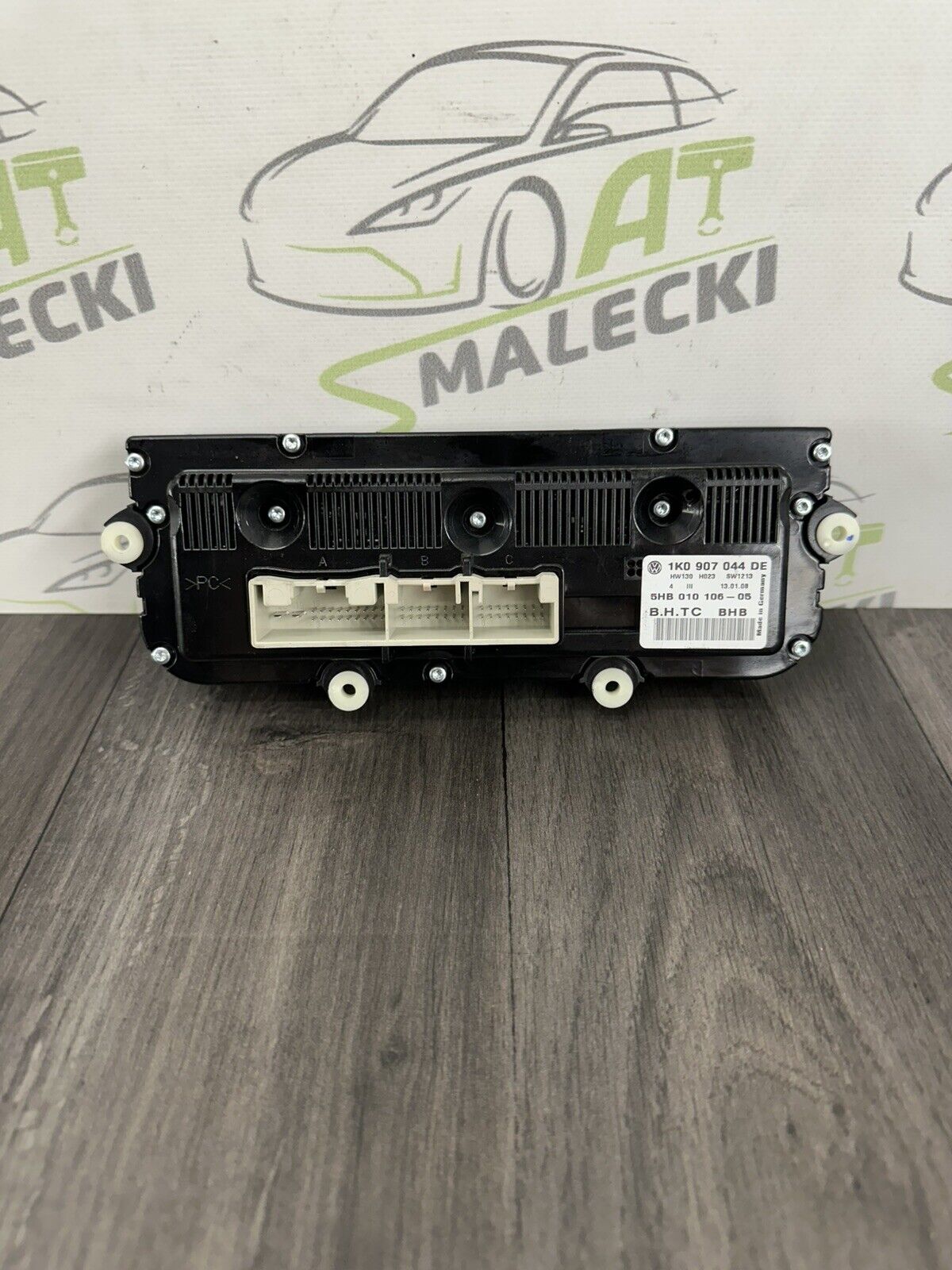 6305557