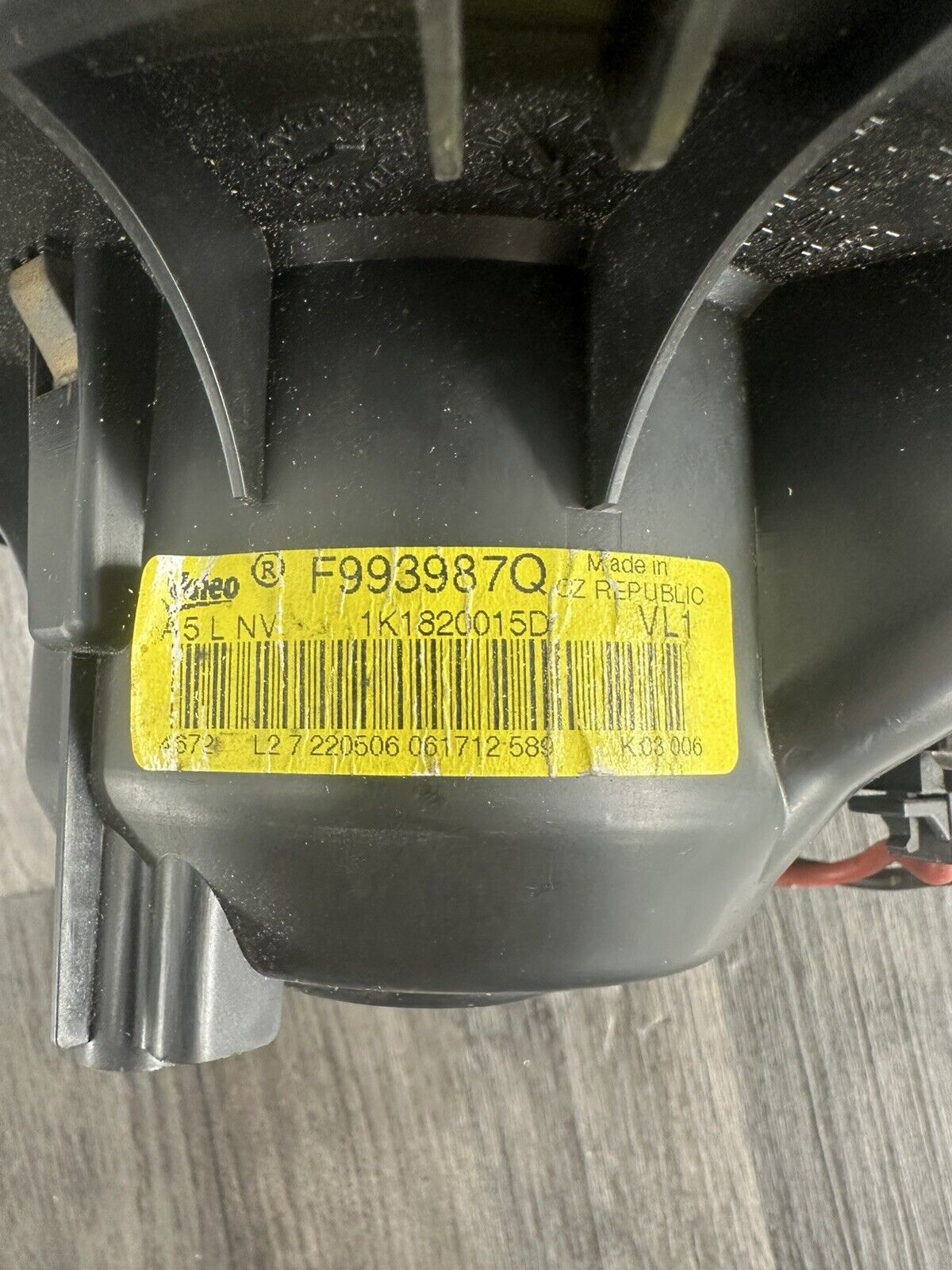 6308551