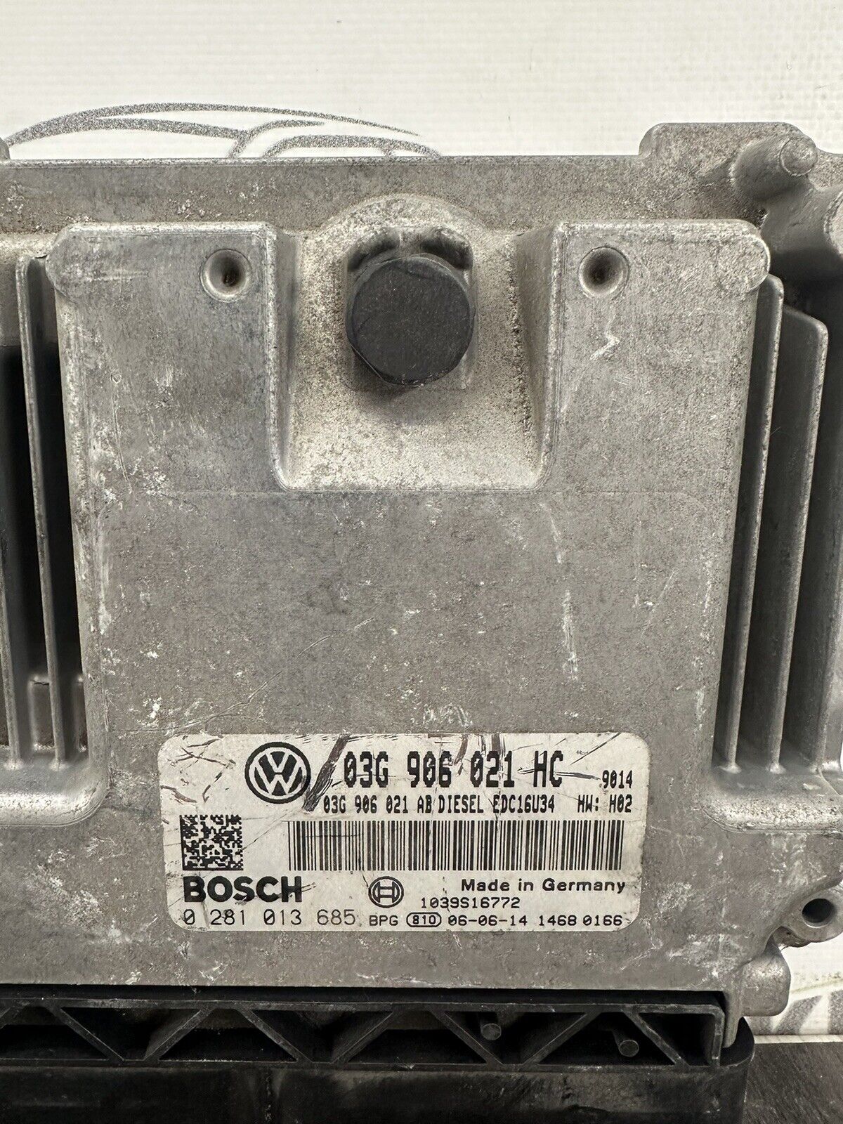 6305433
