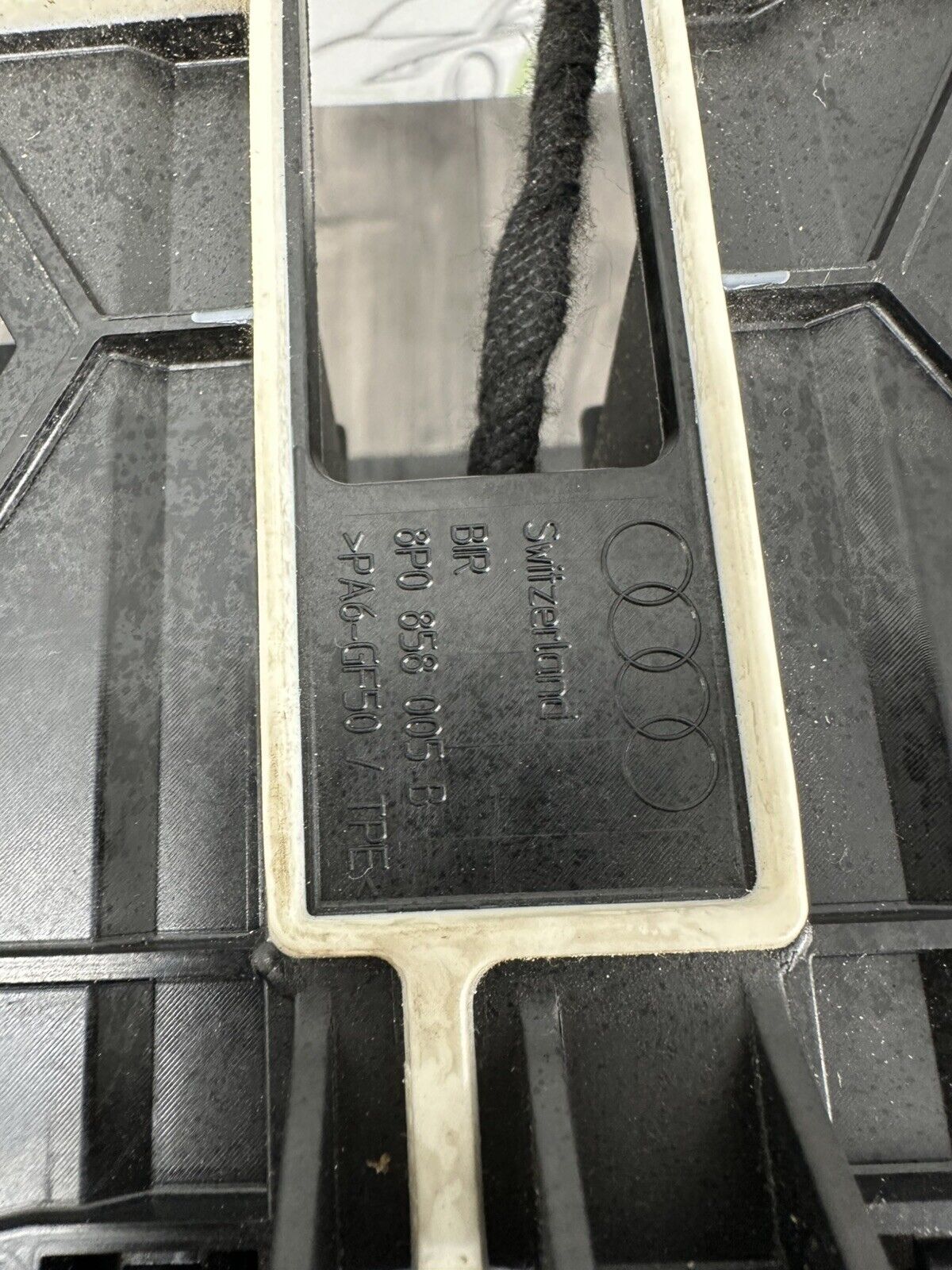 6309001