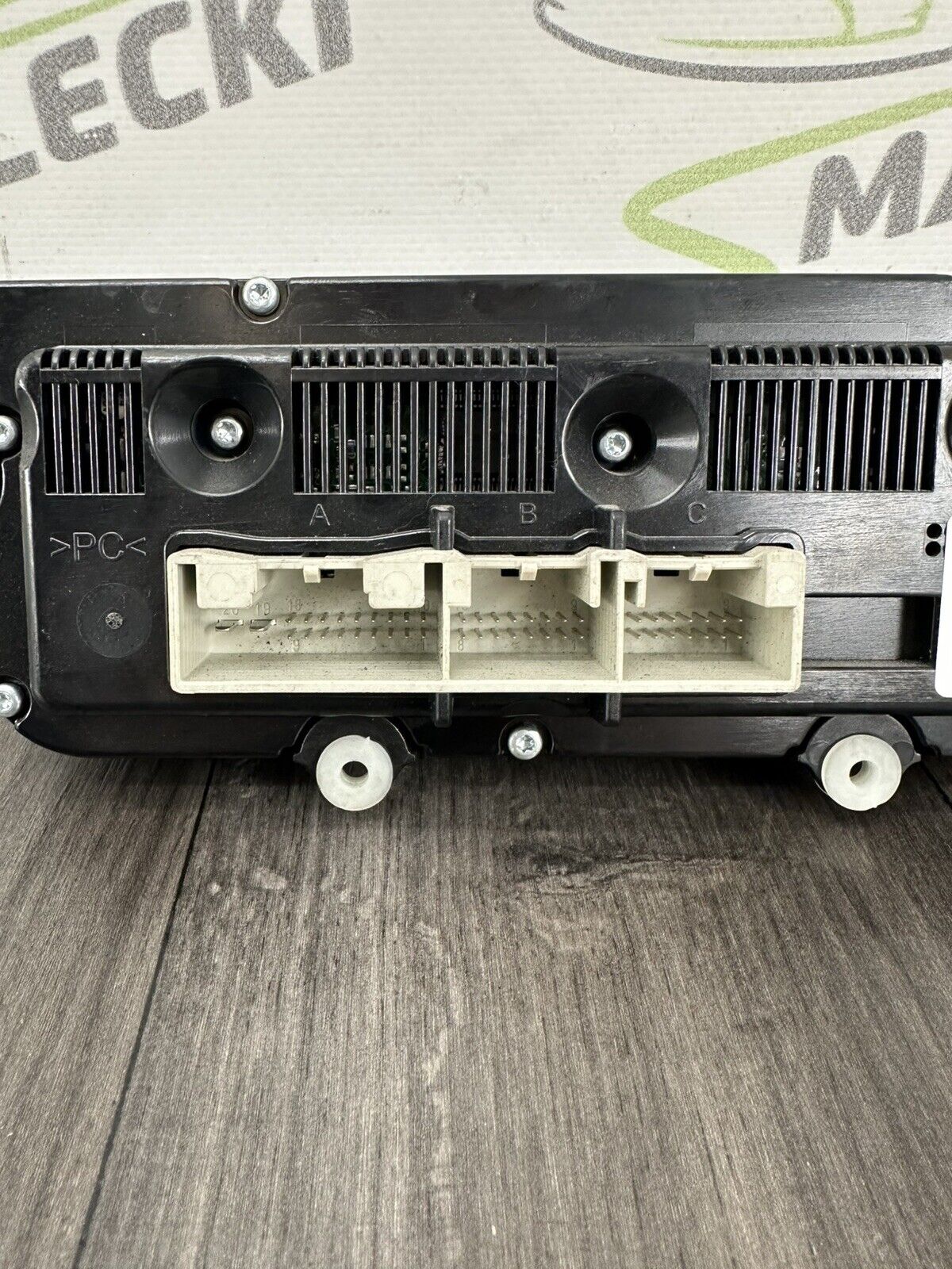 6305551