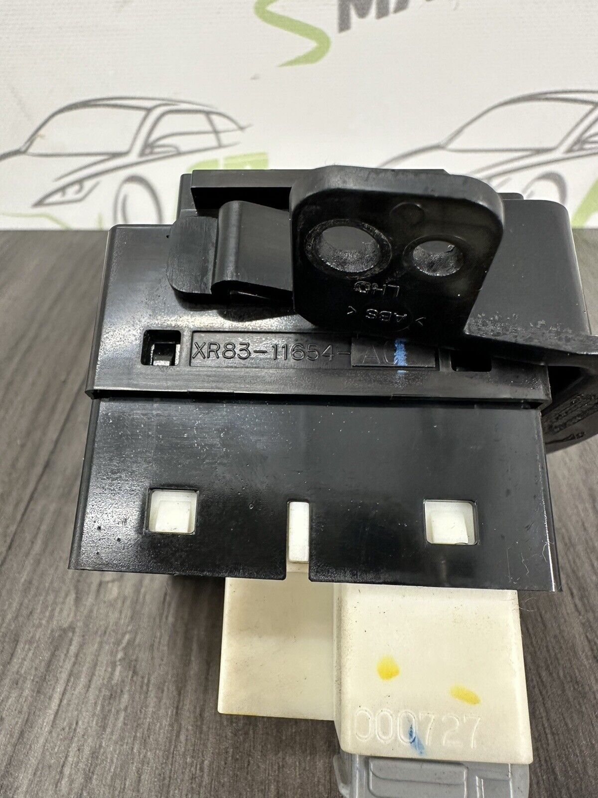 6308696