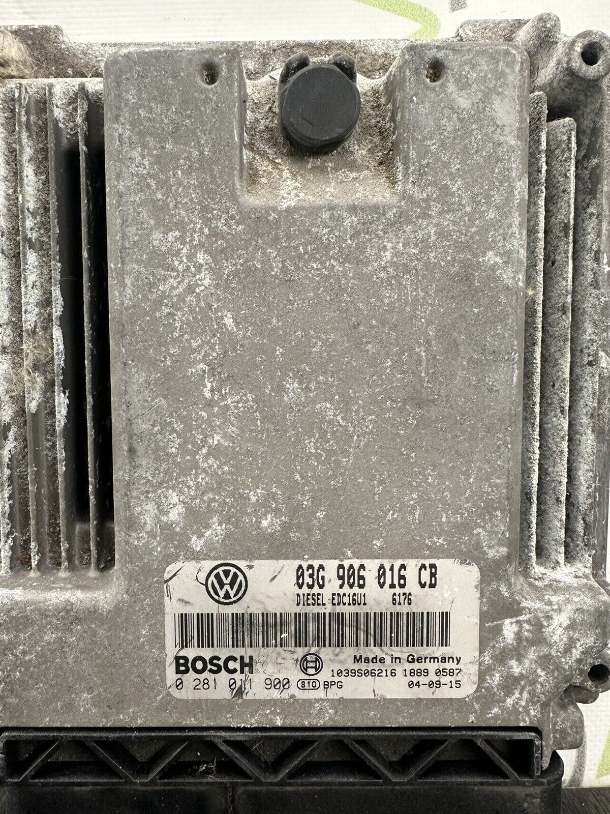6304126
