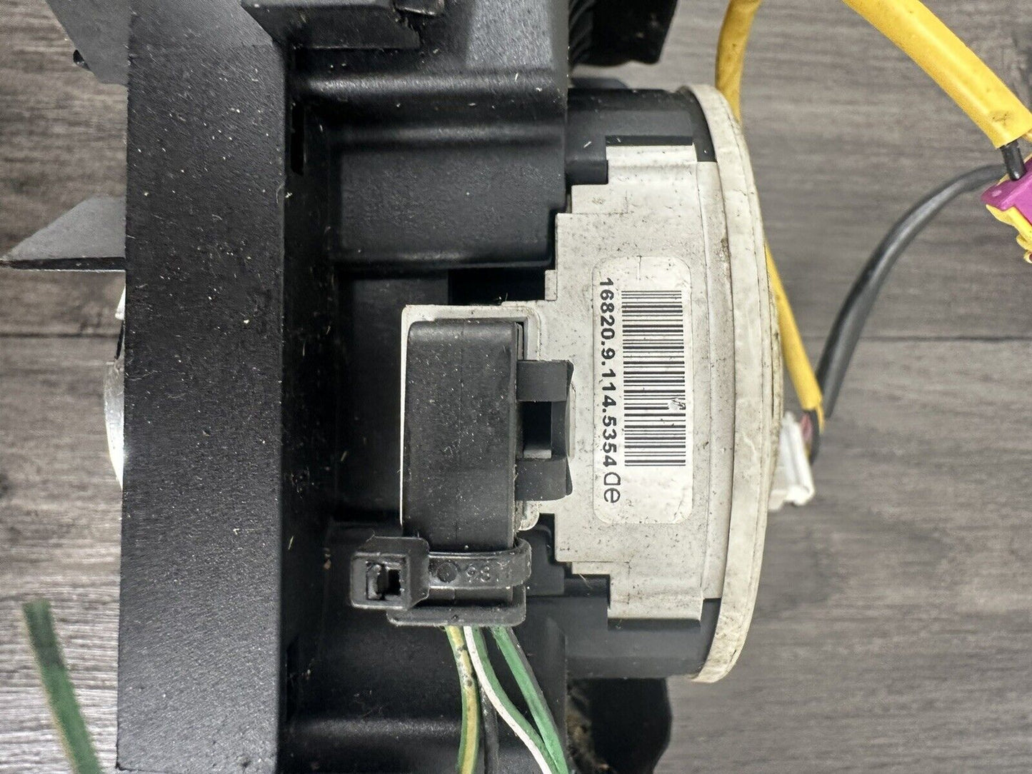 6305778