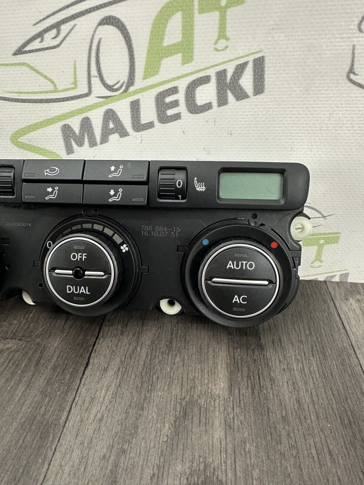 6305578