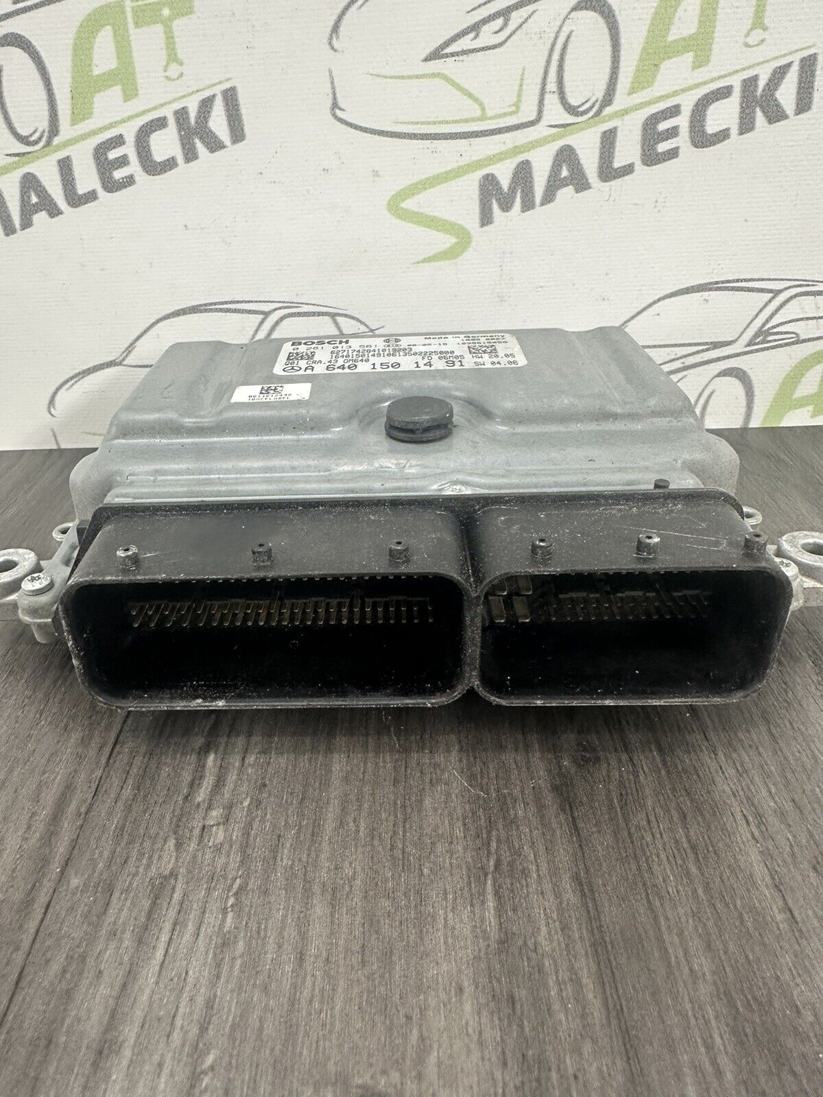 6304417