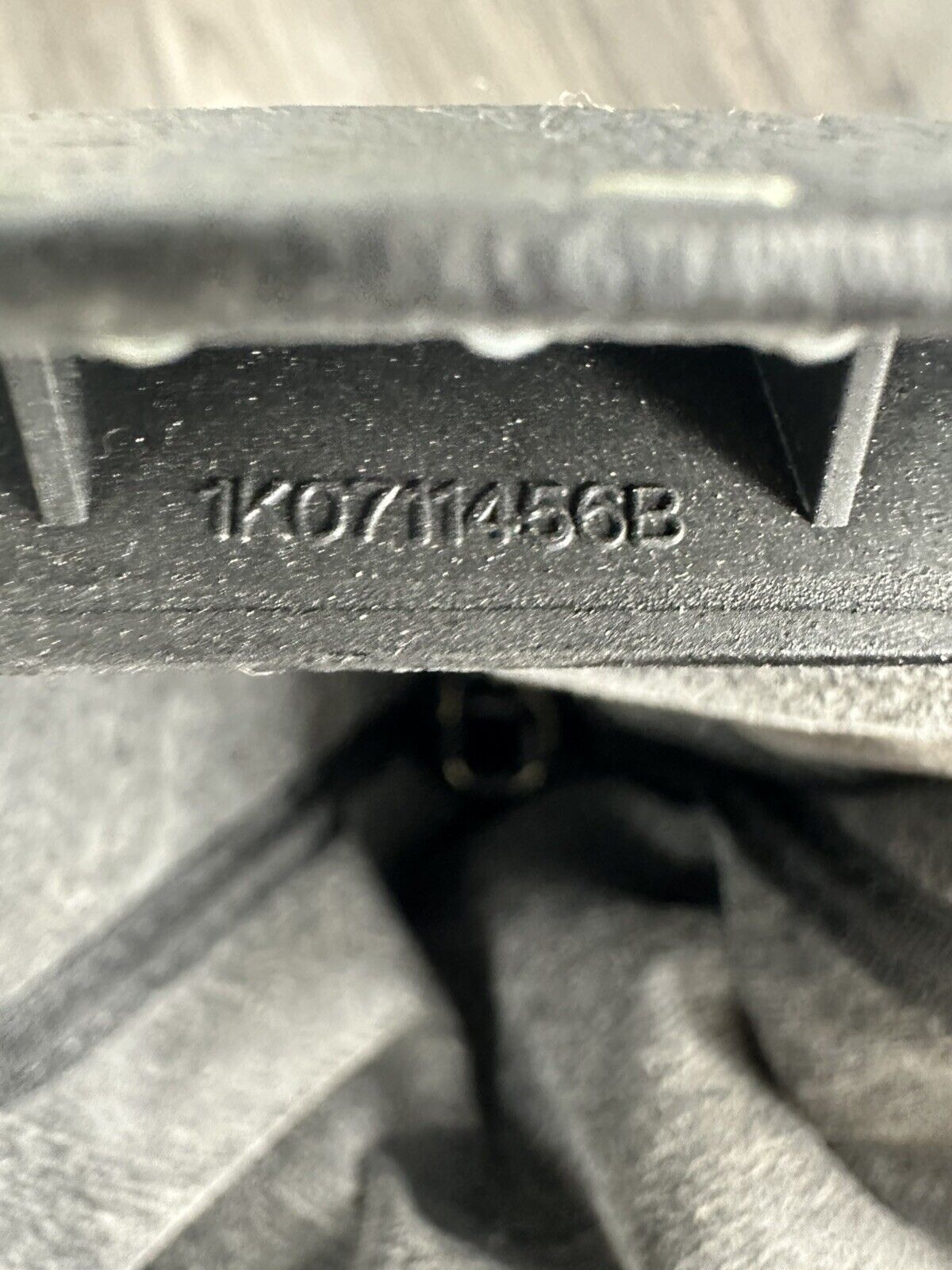 6305384