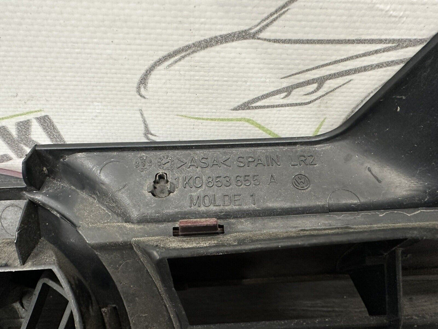 6304640