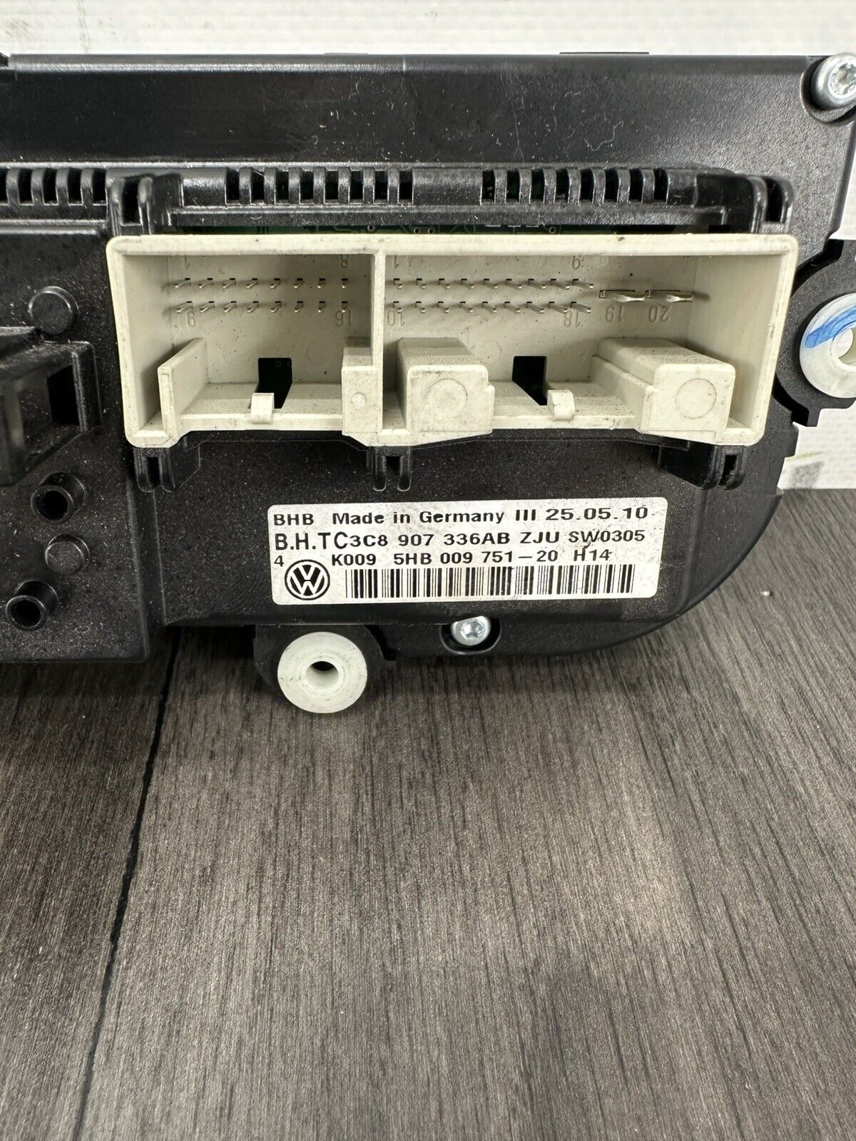 6309253