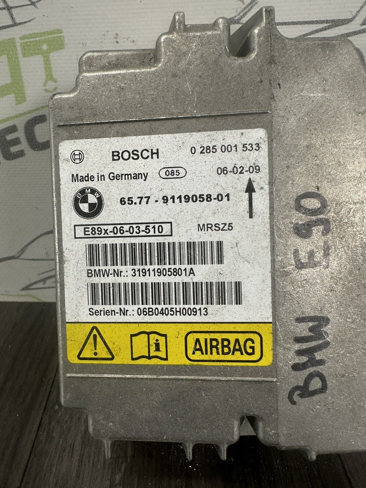 6305961
