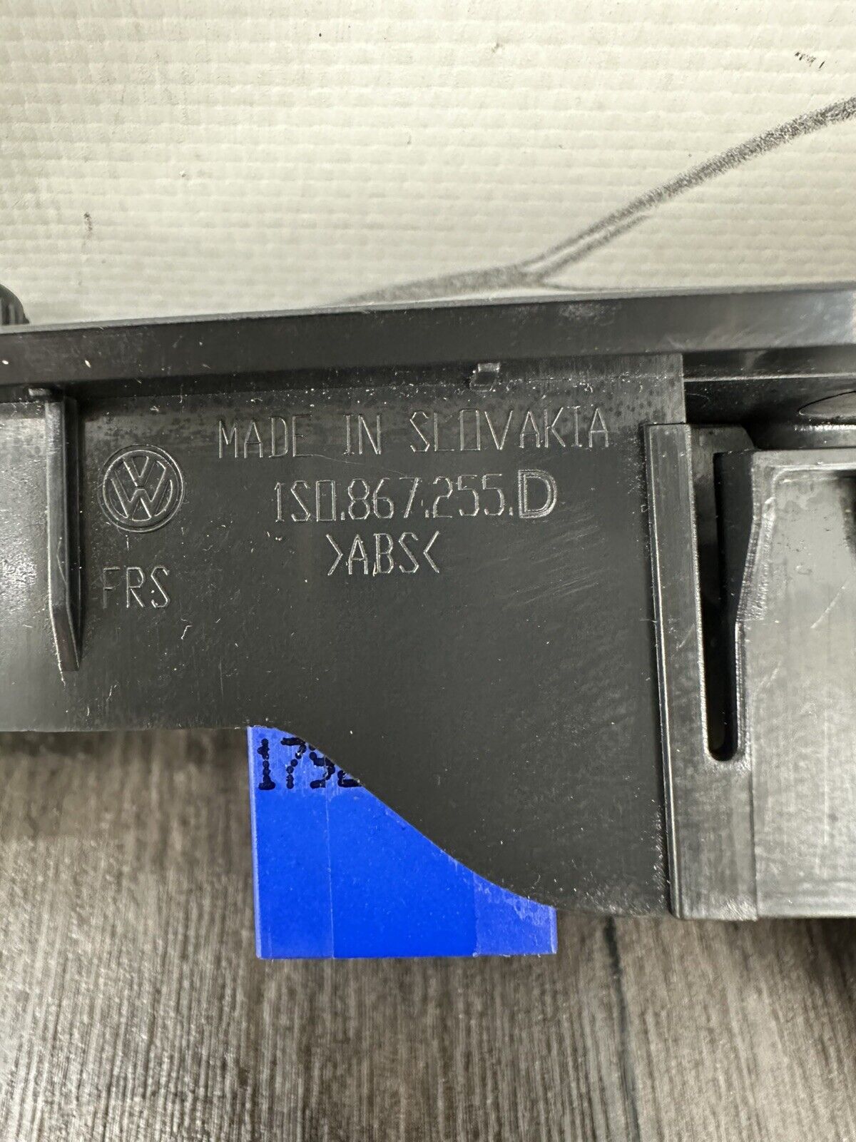 6305860