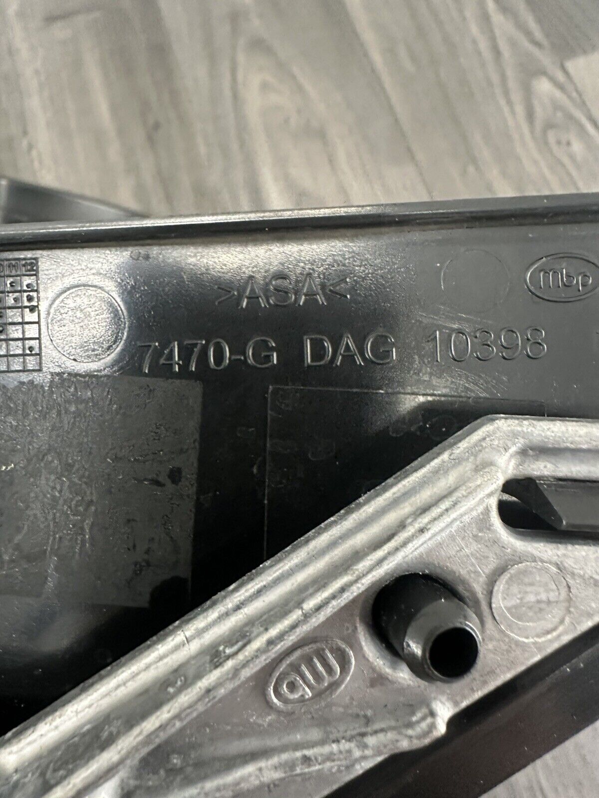 6304138