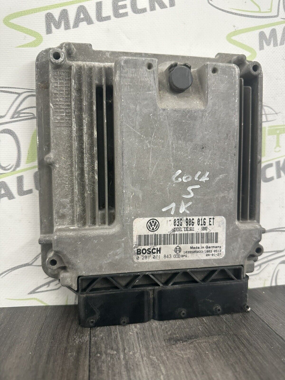6304256