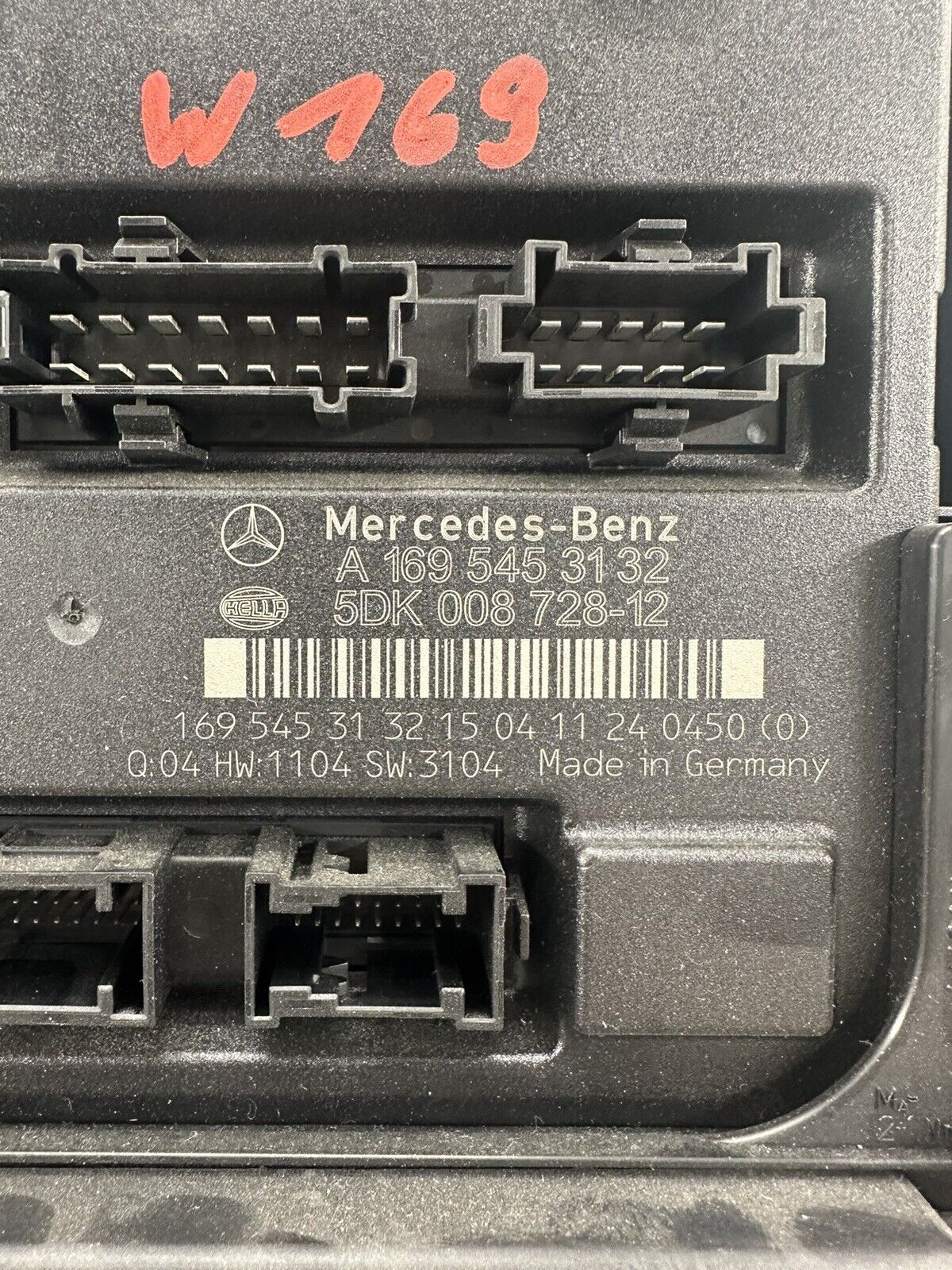 6304853