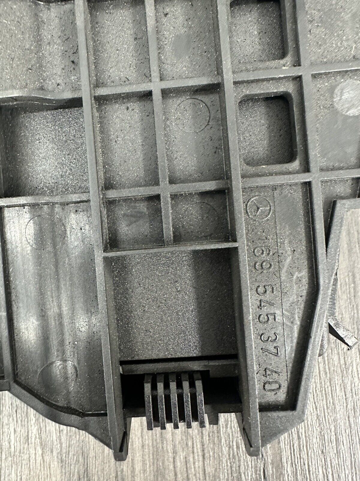 6305331