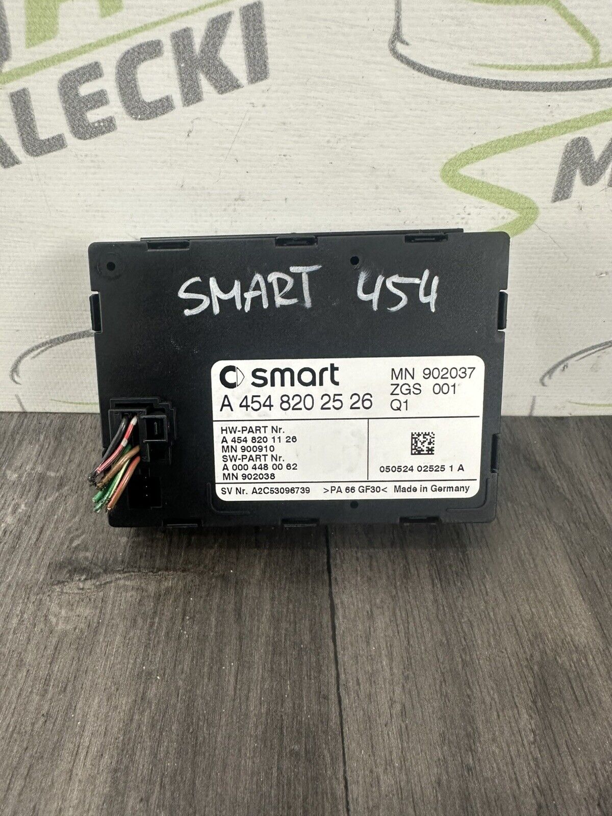 6305576