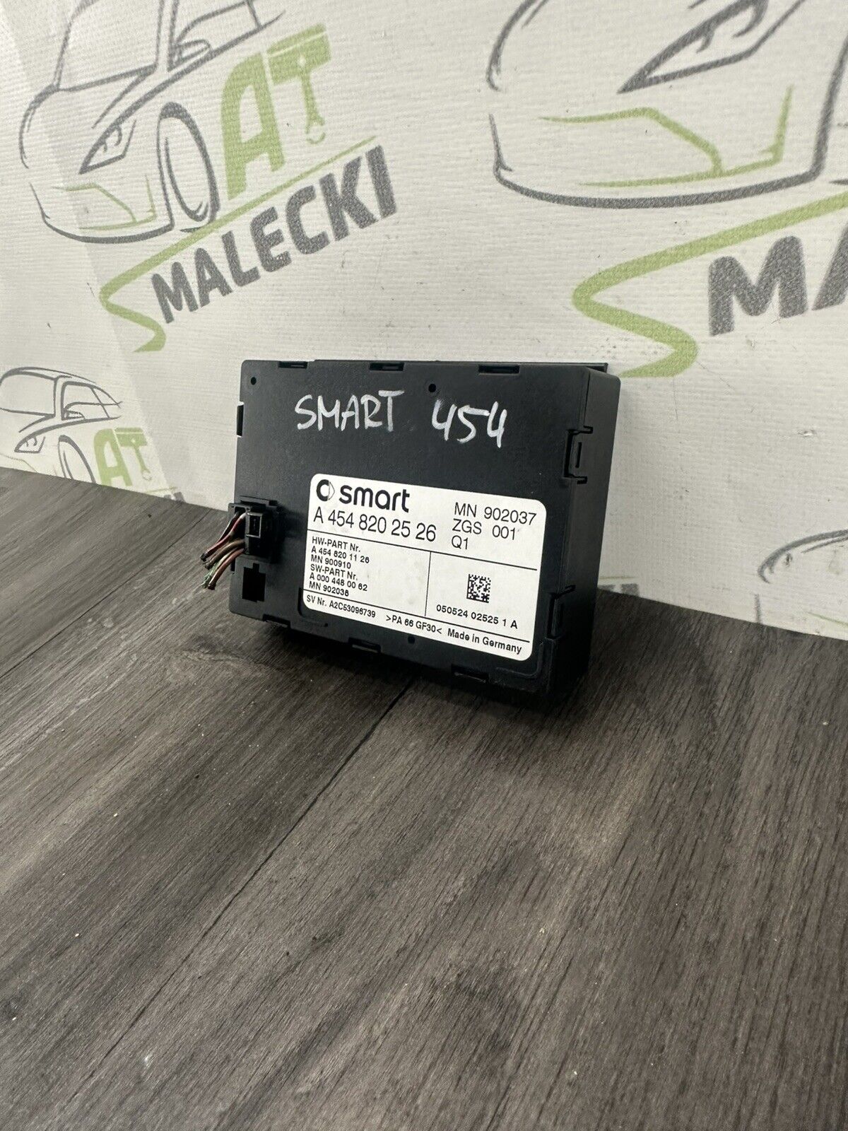 6305576