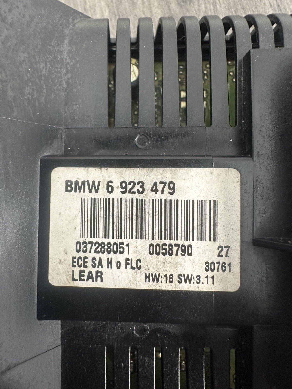 6305157