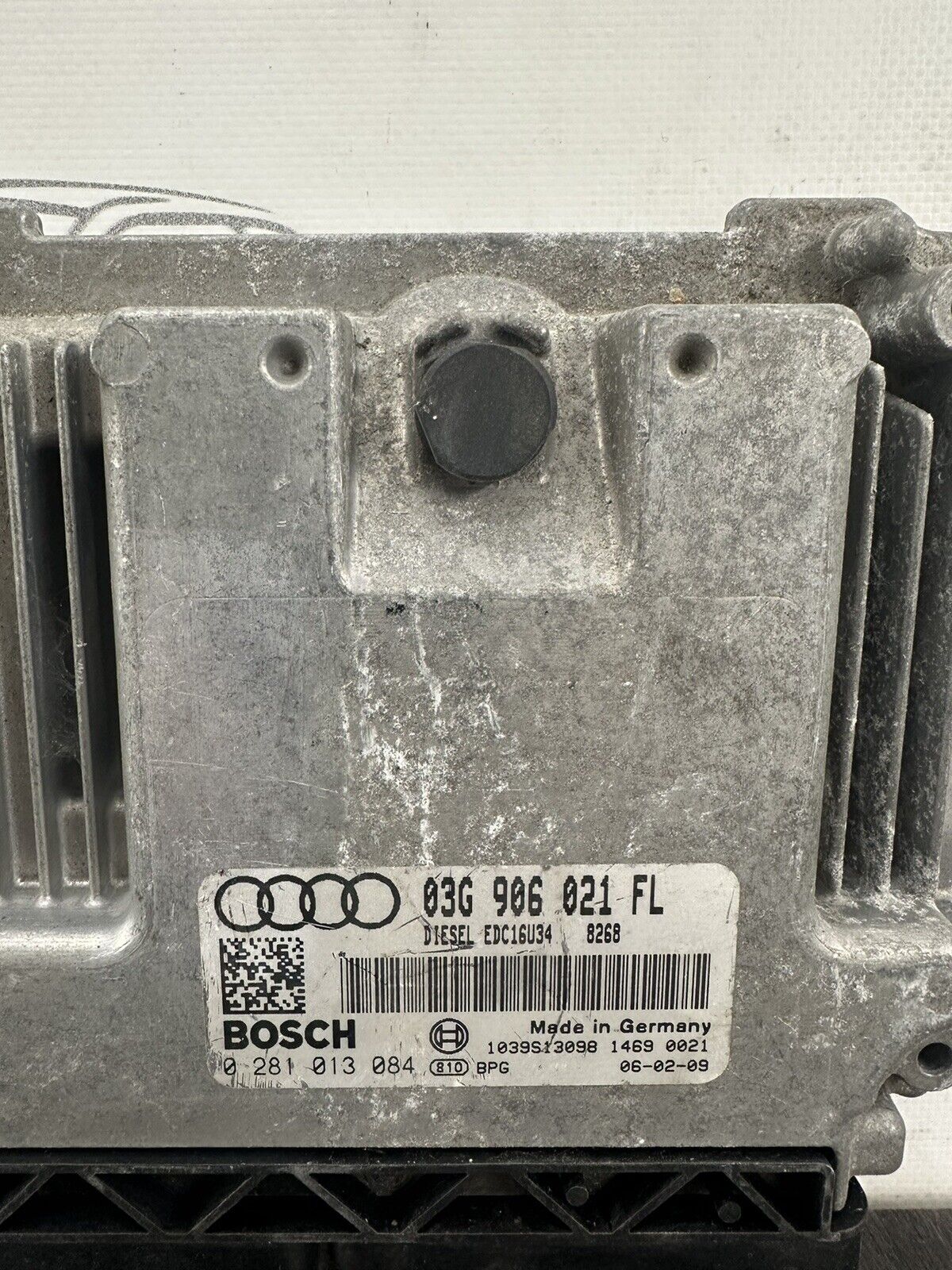 6305313