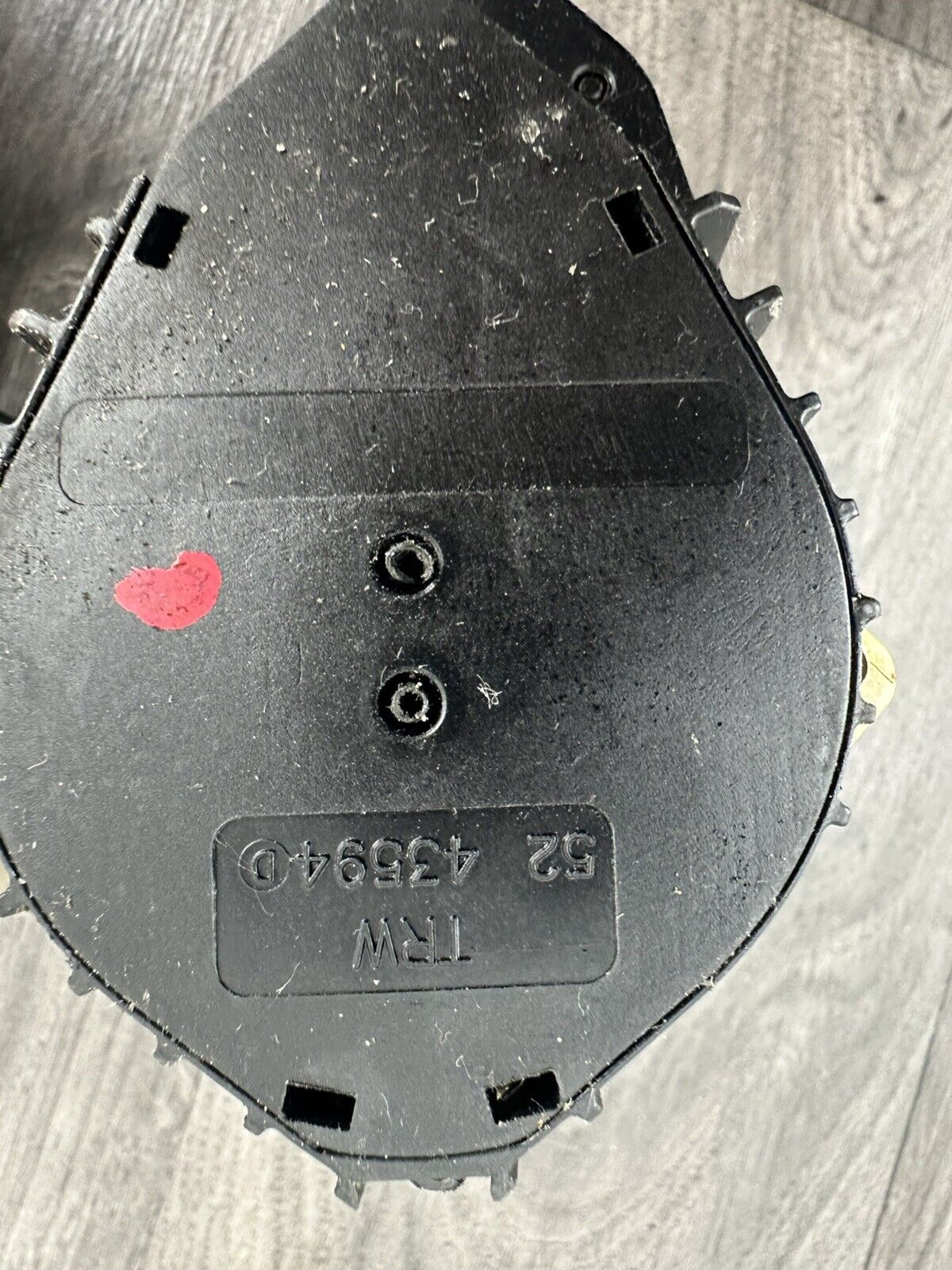 6306853