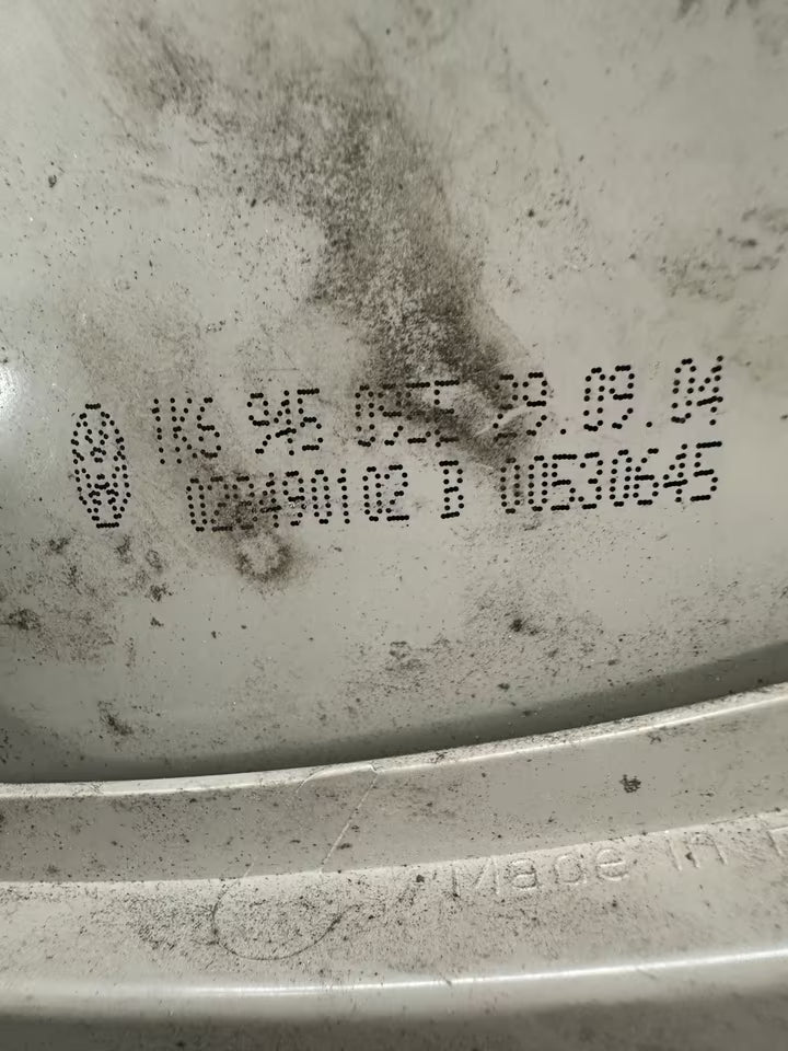 1K6945095E Heckleuchte Hinten Links VW Golf V