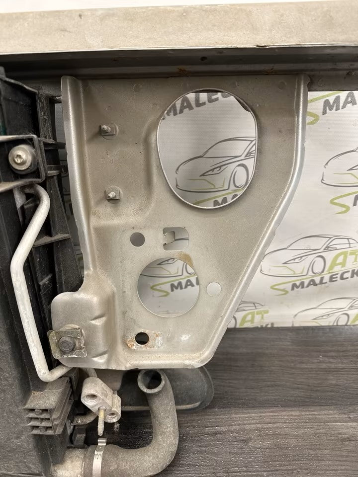 Lock carrier front mask Smart 450 model radiator fan container